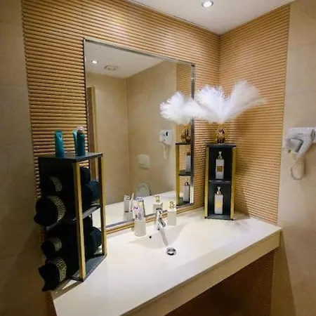 Flh - 777 Apartment *