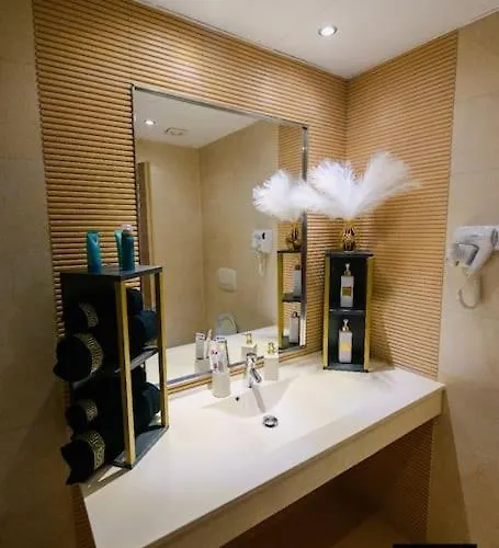 Flh - 777 Апартаменти *